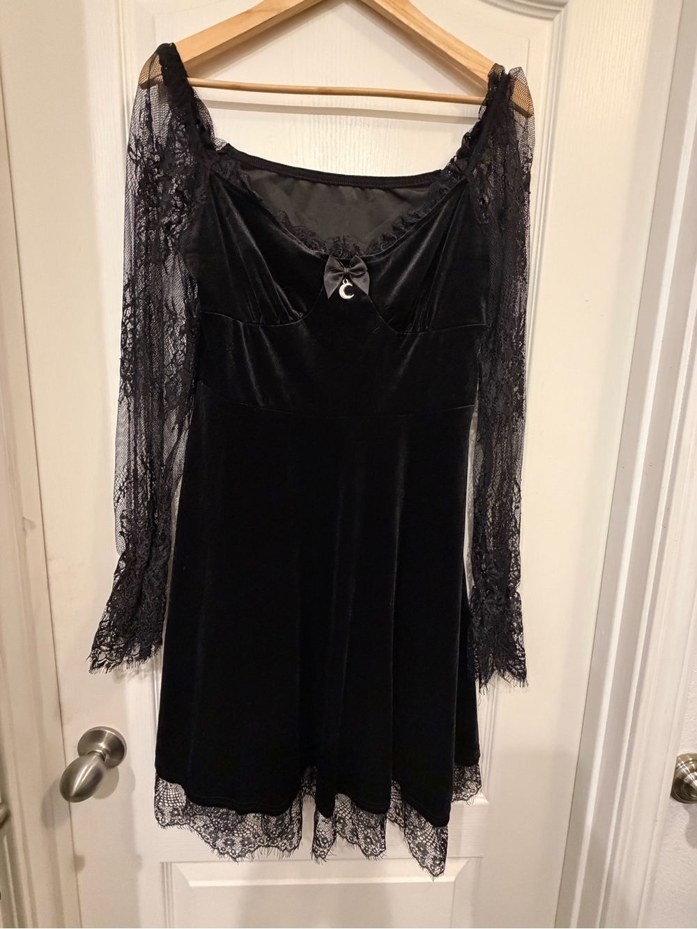 Plus Size 1X Black Velvet Lace Moon Charm Gothic Whimsigoth Dress
